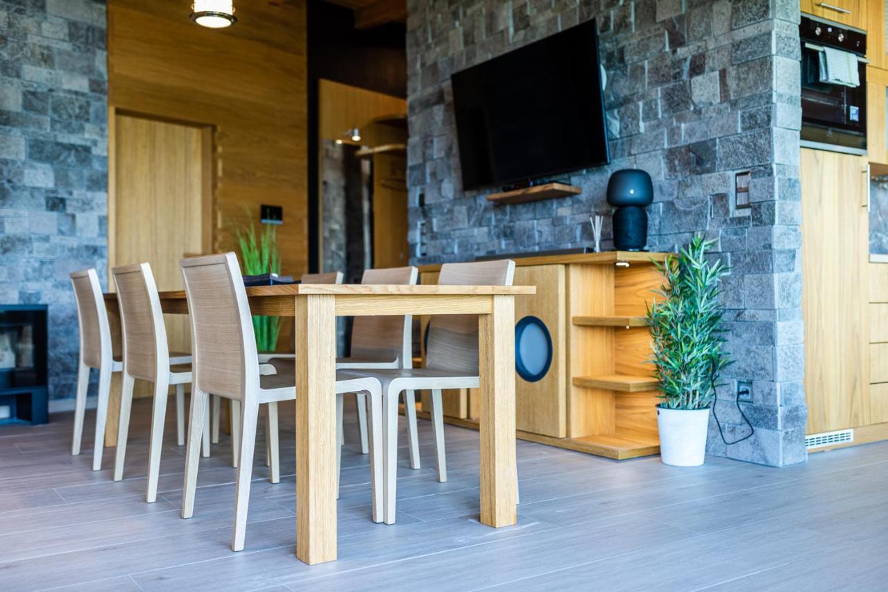 Marina Liptov Pri Liptovskej Mare Hotel Bobrovník Buitenkant foto