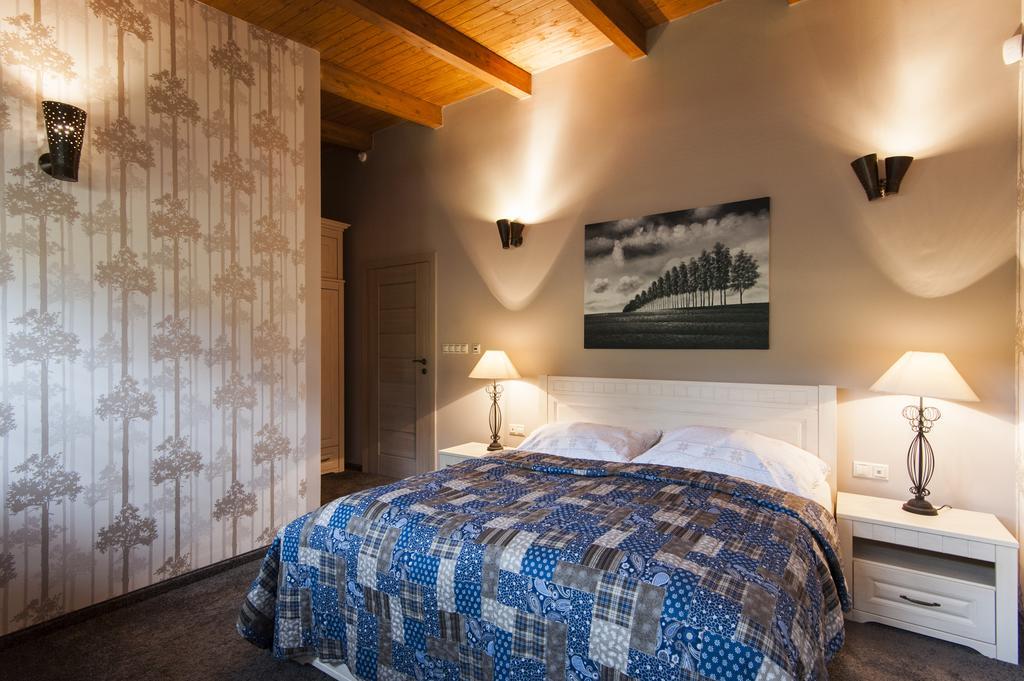 Marina Liptov Pri Liptovskej Mare Hotel Bobrovník Buitenkant foto