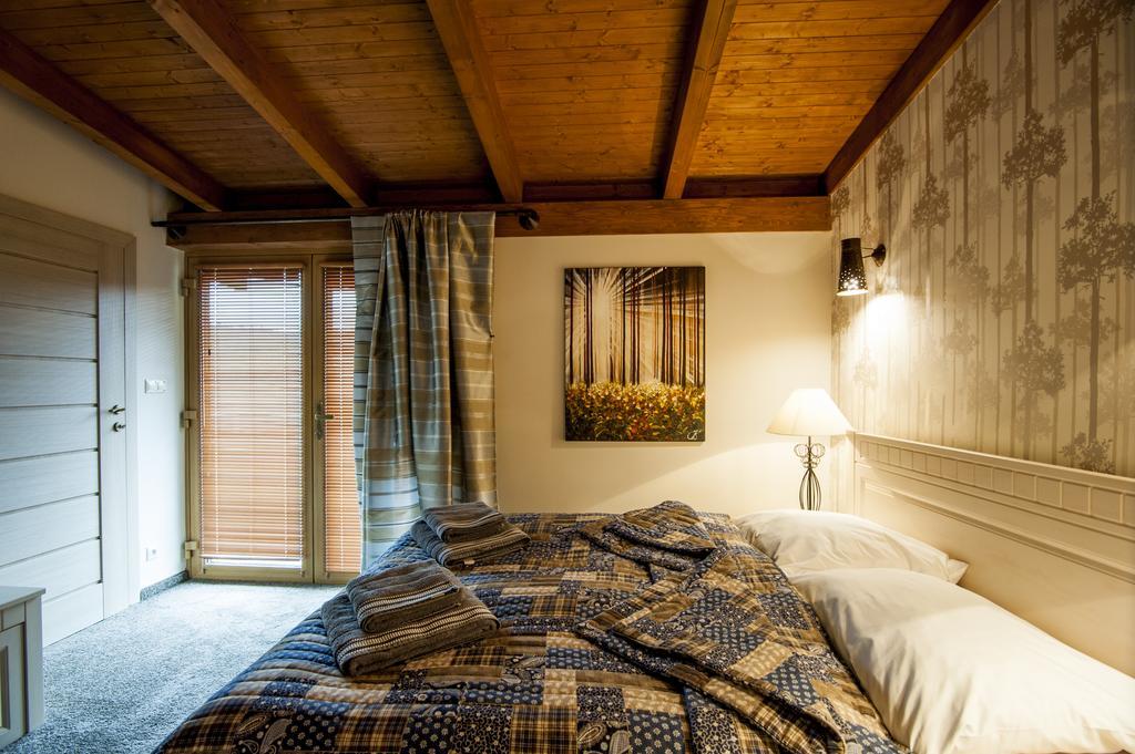 Marina Liptov Pri Liptovskej Mare Hotel Bobrovník Buitenkant foto