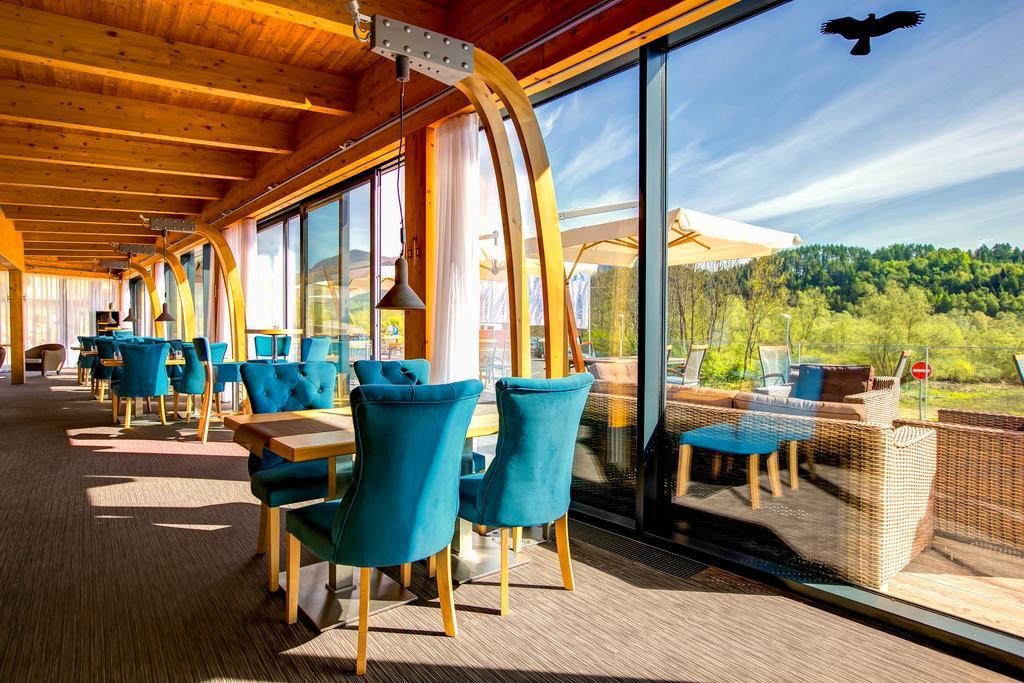 Marina Liptov Pri Liptovskej Mare Hotel Bobrovník Buitenkant foto