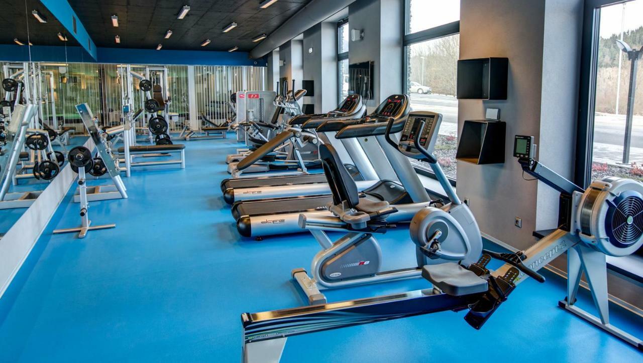 Marina Liptov Pri Liptovskej Mare Hotel Bobrovník Buitenkant foto